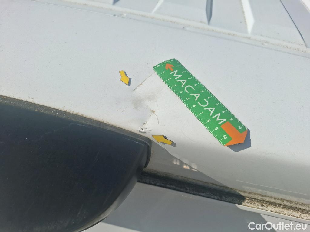  Fiat  Ducato FIAT  / 2014 / 4P / Fourgon tôlé 3.0 M H2 2.3 Multijet 120 Pack Pro Nav #16