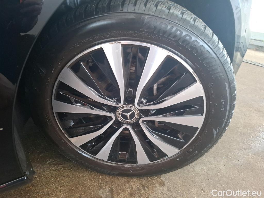  Mercedes  A-Klasse MERCEDES-BENZ Classe A Compact / 2018 / 5P / Berline A 250 e Business Line 8G-DCT #18