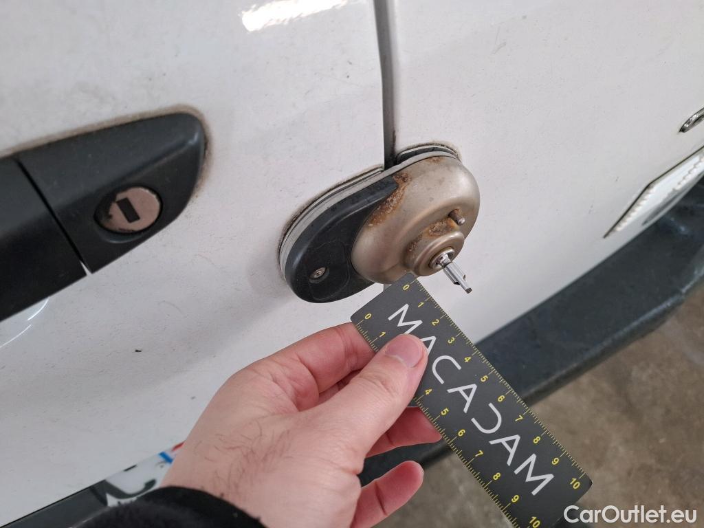  Citroen  Berlingo  Fourgon Club M 650 1.5 BlueHDi 100CV BVM5 E6dT #19