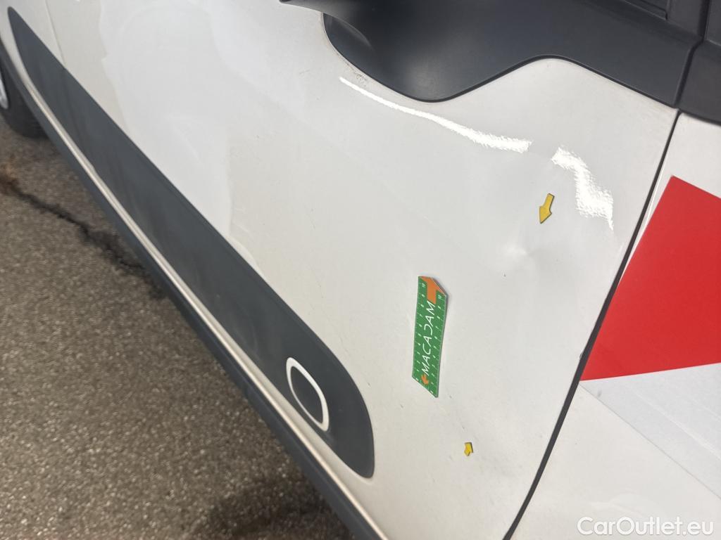  Citroen  C3  Société Feel Nav 1.2 PureTech 80CV BVM5 E6 #1