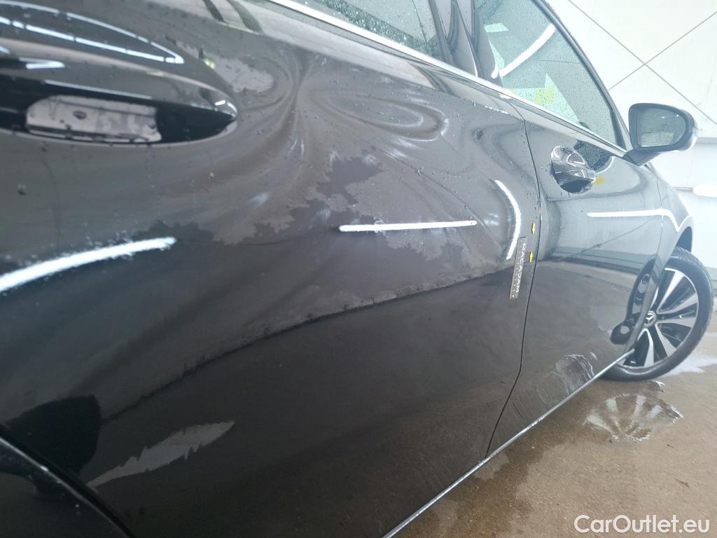  Mercedes  A-Klasse MERCEDES-BENZ Classe A Compact / 2018 / 5P / Berline A 250 e Business Line 8G-DCT #30