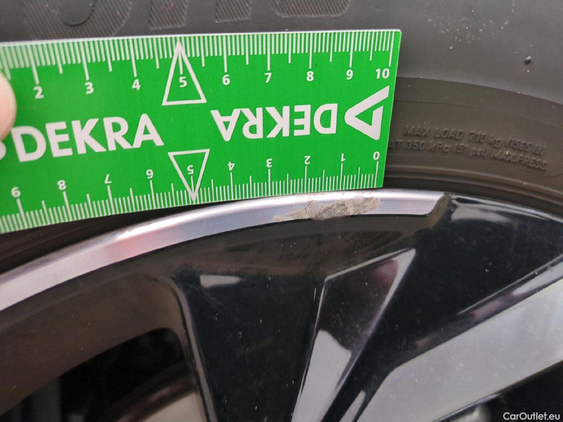  Nissan  Juke NISSAN  / 2019 / 5P / Crossover Hybrid 143 Business+ COMMITMENT DEAL LOT 700 #10