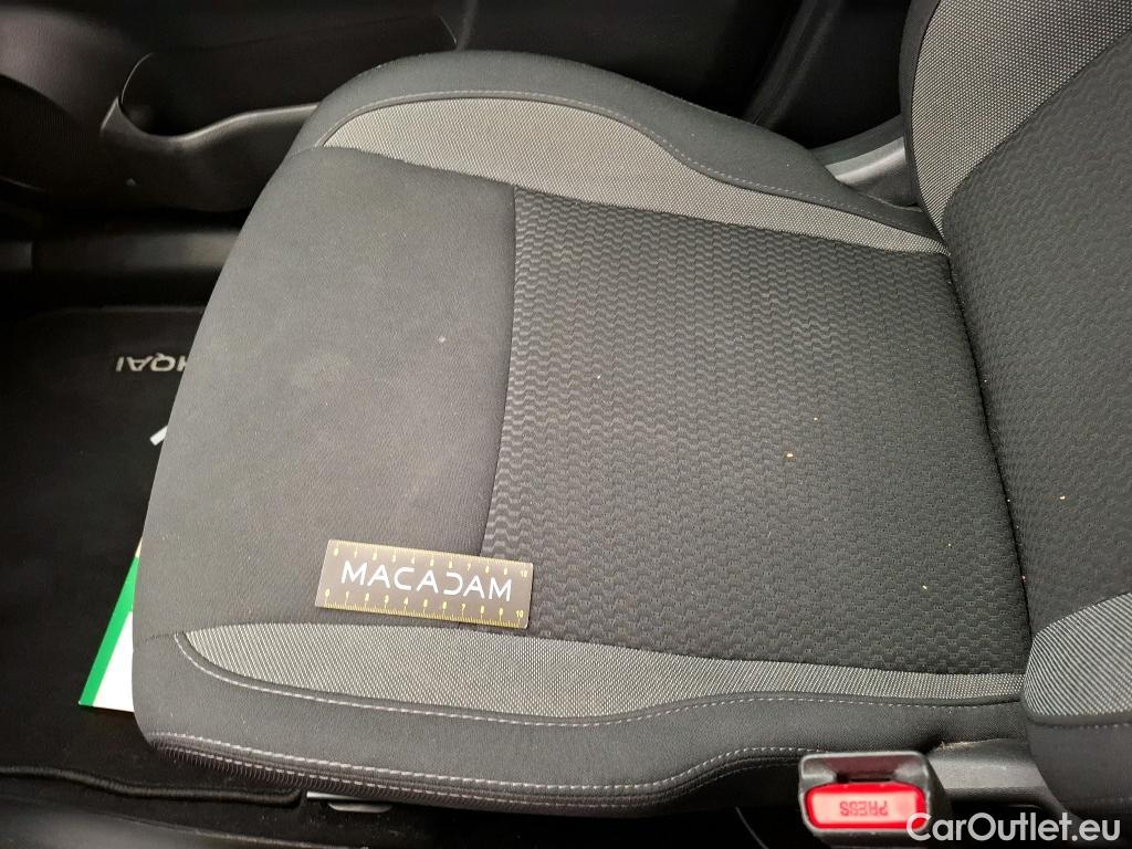  Nissan  Qashqai NISSAN  / 2017 / 5P / Crossover 1.5 DCI 115 Business Edition #33