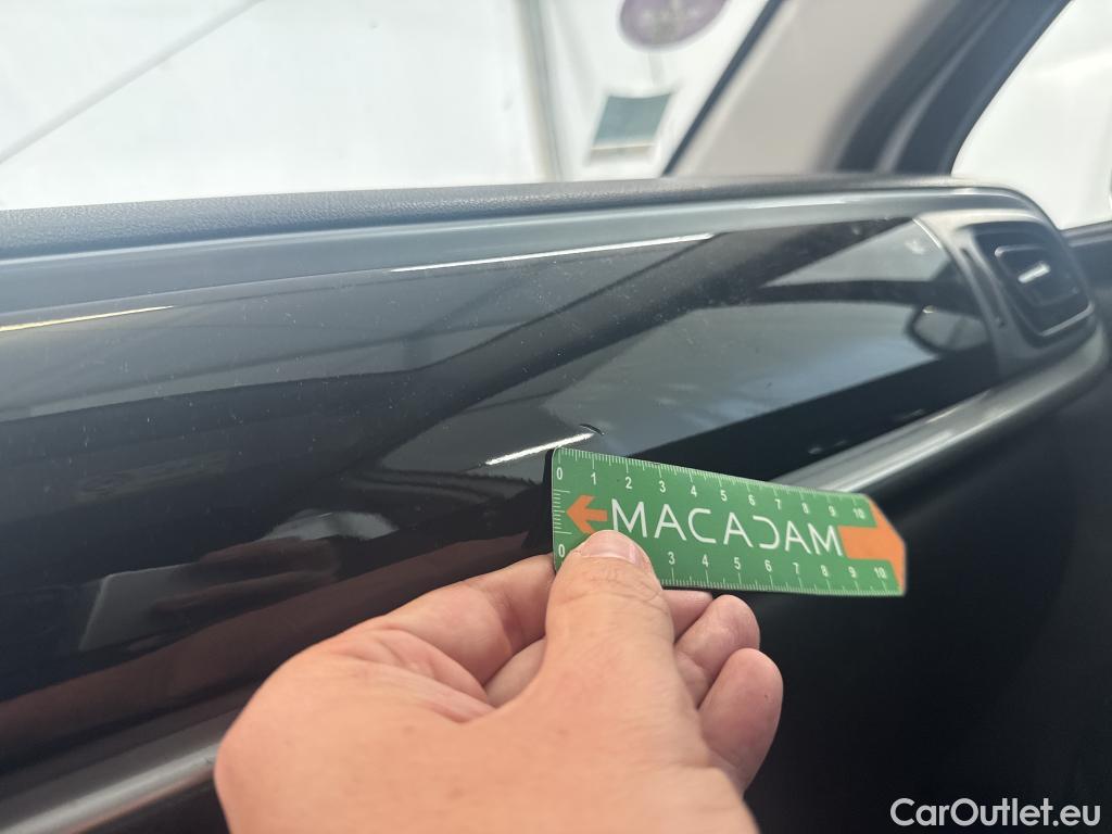  Citroen  C3  Société Feel Nav 1.2 PureTech 80CV BVM5 E6 #22