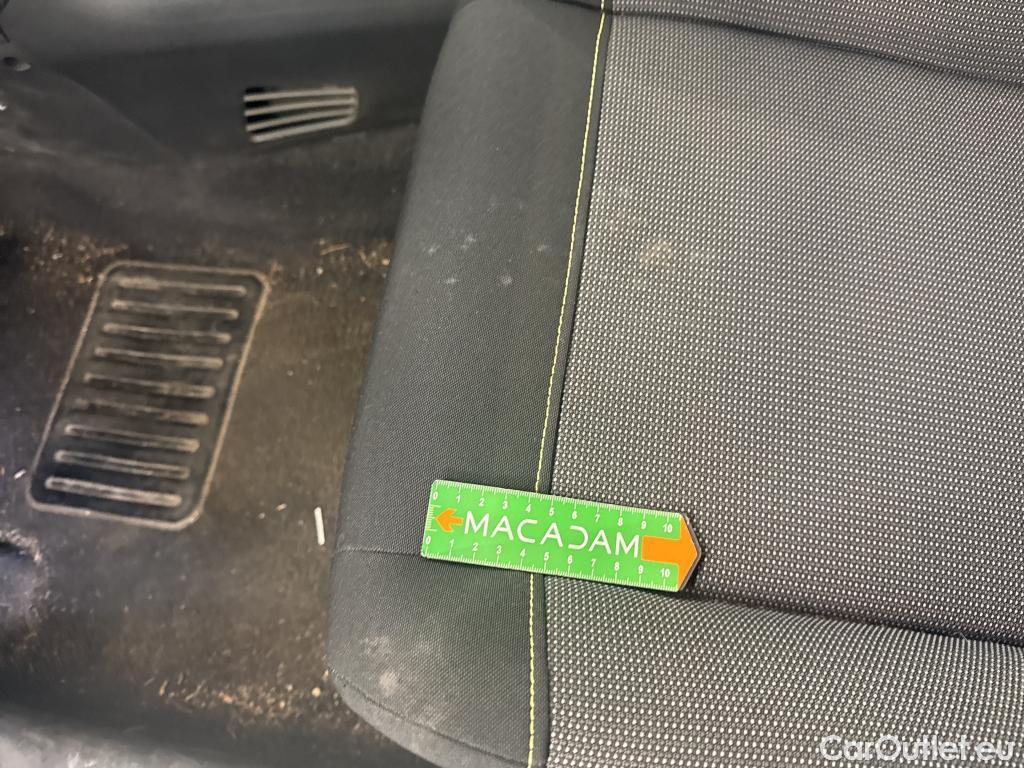  Citroen  C3  Société Feel Nav 1.2 PureTech 80CV BVM5 E6 #34