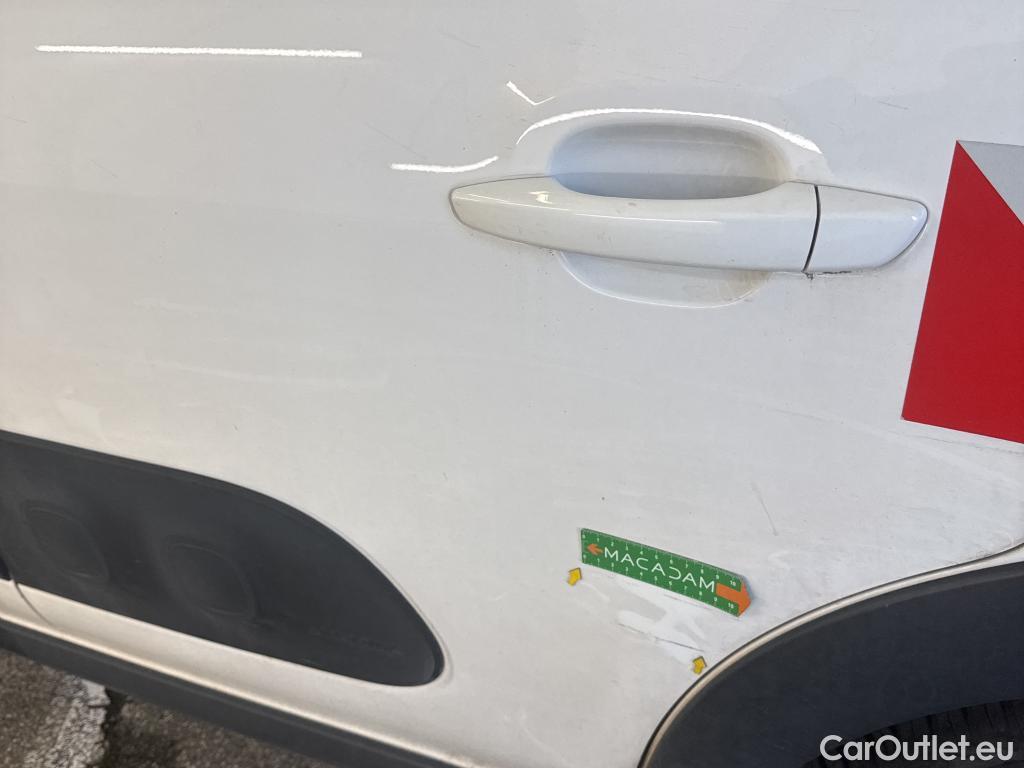  Citroen  C3  Société Feel Nav 1.2 PureTech 80CV BVM5 E6 #41