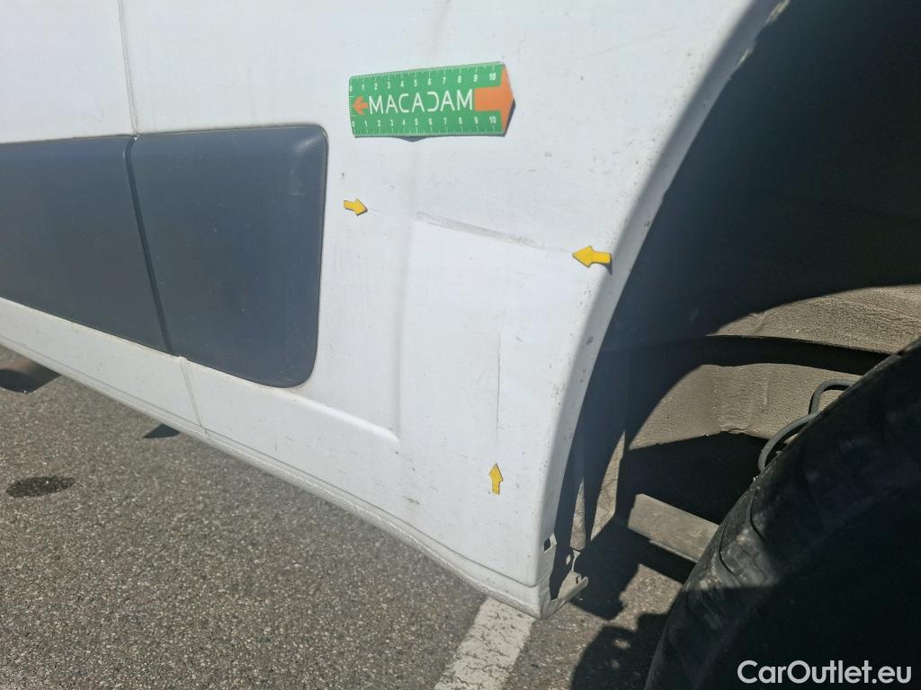  Fiat  Ducato FIAT  / 2014 / 4P / Fourgon tôlé 3.0 M H2 2.3 Multijet 120 Pack Pro Nav #7