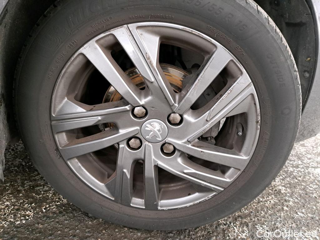  Peugeot  208  Active Business 1.2 PureTech 75CV BVM5 E6d #25