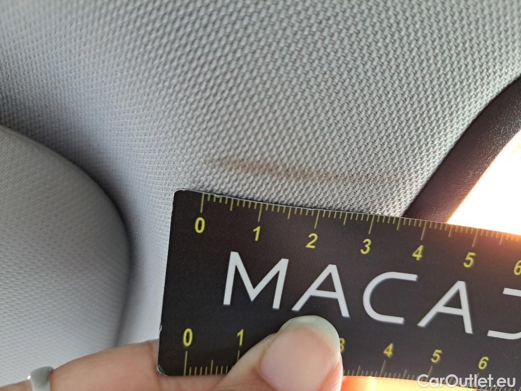  KIA  XCeed KIA  / 2019 / 5P / Crossover 1.6 GDI ISG ISG PHEV ACTIVE BUS DCT6 #10