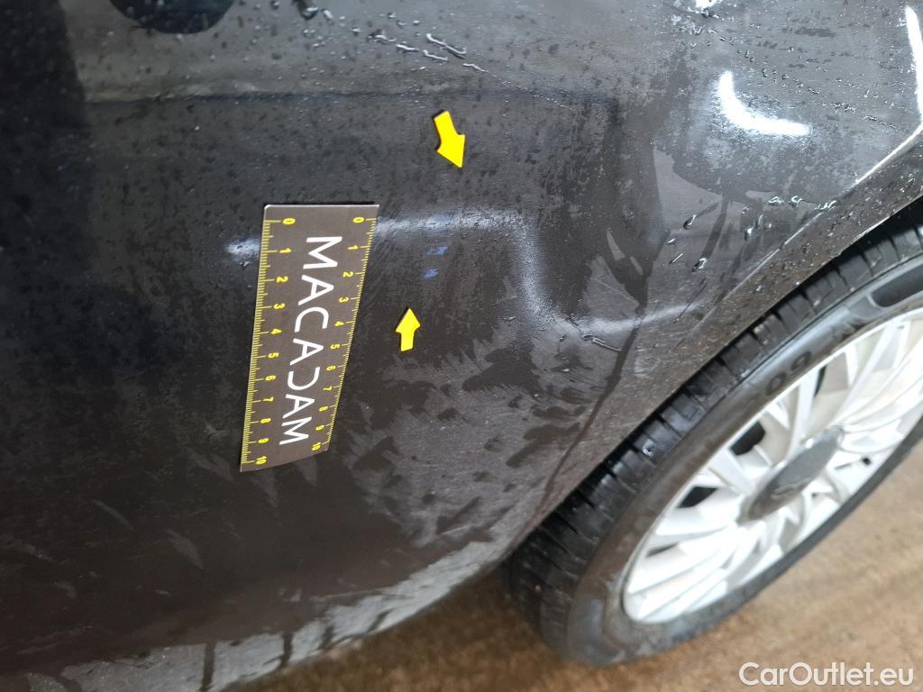  Fiat  500 FIAT  / 2015 / 3P / Berline 1.0 70ch BSG Dolcevita #41