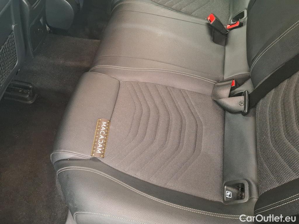  Mercedes  A-Klasse MERCEDES-BENZ Classe A Compact / 2018 / 5P / Berline A 250 e Business Line 8G-DCT #34