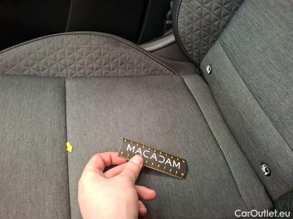  Renault  Captur RENAULT  / 2019 / 5P / SUV Business E-Tech hybride rechargeable 160 #52