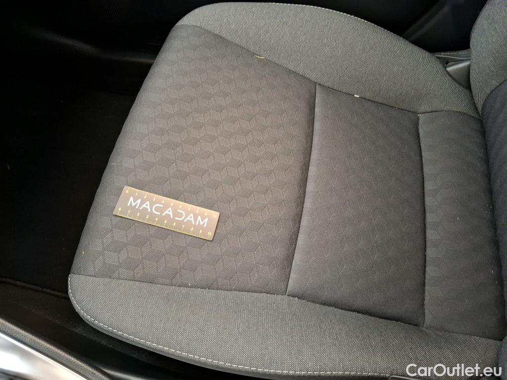  Toyota  Yaris TOYOTA  Hybride / 2019 / 5P / Berline Hybride 116h France Business Stage Acad #10