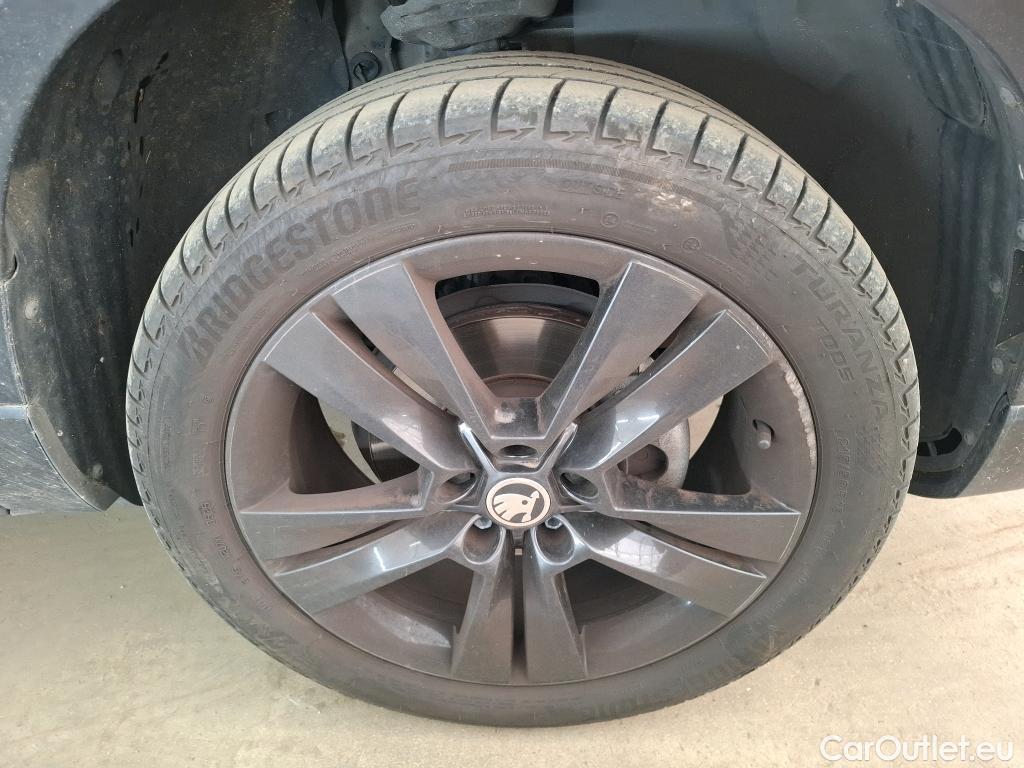  Skoda  Karoq SKODA  / 2017 / 5P / SUV 1.5 TSI 150ch ACT DSG7 Sportline #19