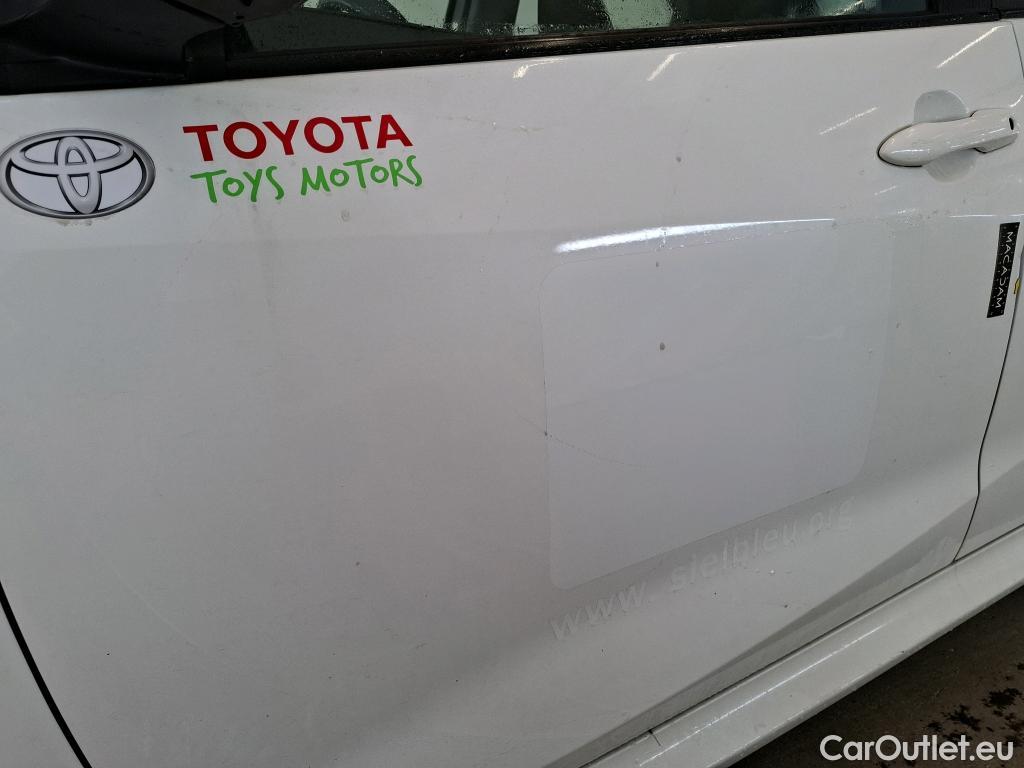  Toyota  Yaris TOYOTA  Hybride / 2019 / 5P / Berline Hybride 116h France Business Stage Acad #1