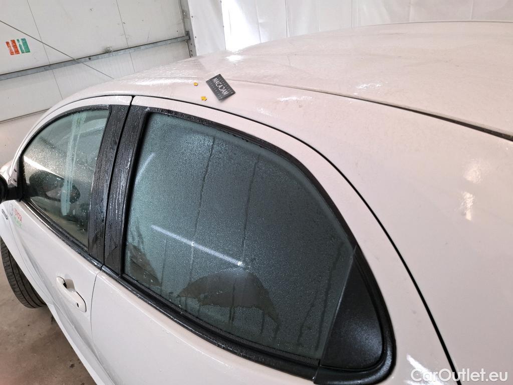  Toyota  Yaris TOYOTA  Hybride / 2019 / 5P / Berline Hybride 116h France Business Stage Acad #3