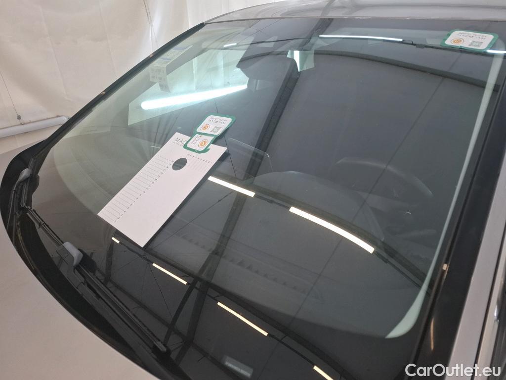  Peugeot  3008  Active Business 1.2 PureTech 130CV BVA8 E6d #24