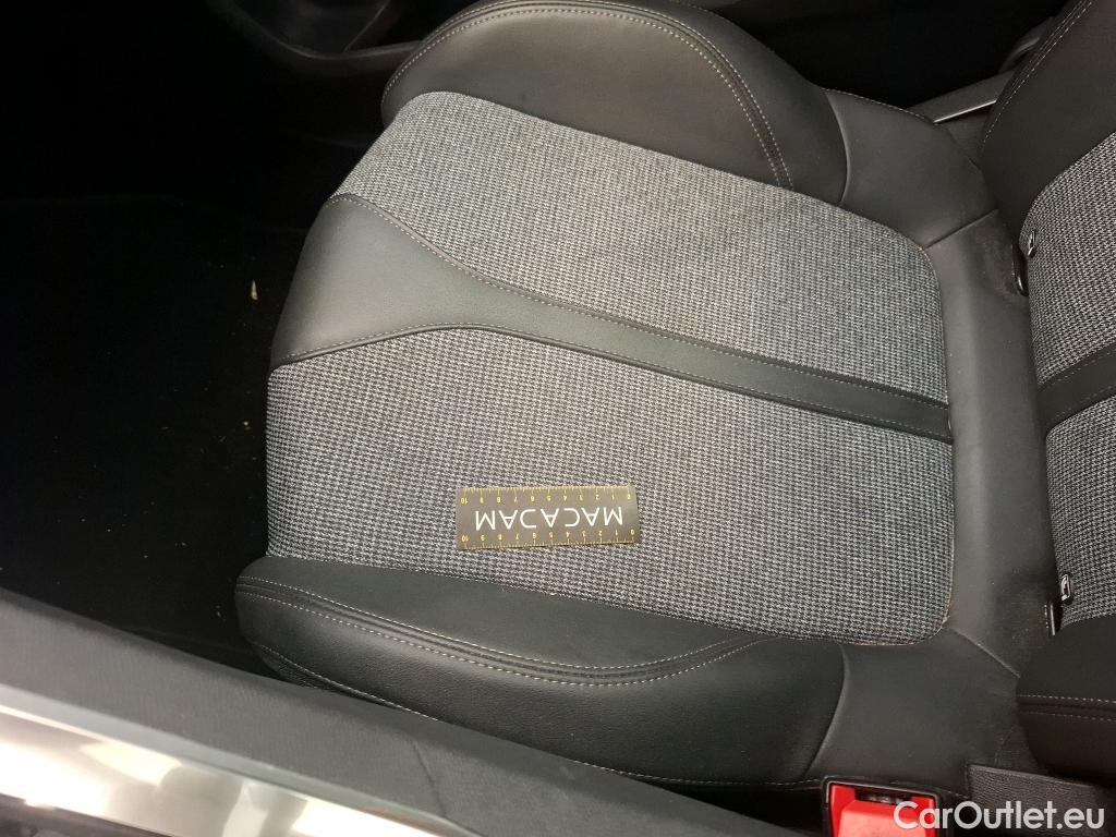  Peugeot  3008  Allure Business 1.5 HDi 130CV BVM6 E6d #41