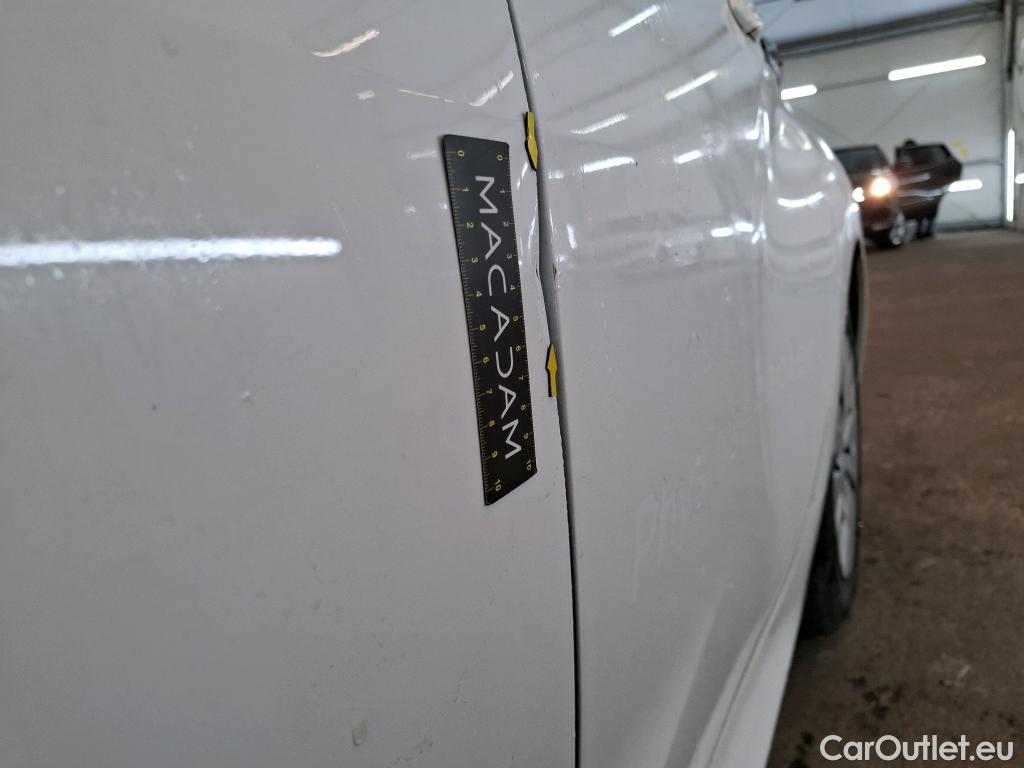  Toyota  Yaris TOYOTA  Hybride / 2019 / 5P / Berline Hybride 116h France Business Stage Acad #2