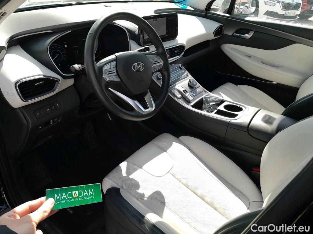  Hyundai  Santa Fe HYUNDAI  / 2021 / 5P / todoterreno 1.6 TGDi PHEV Style Auto 4x4 #33