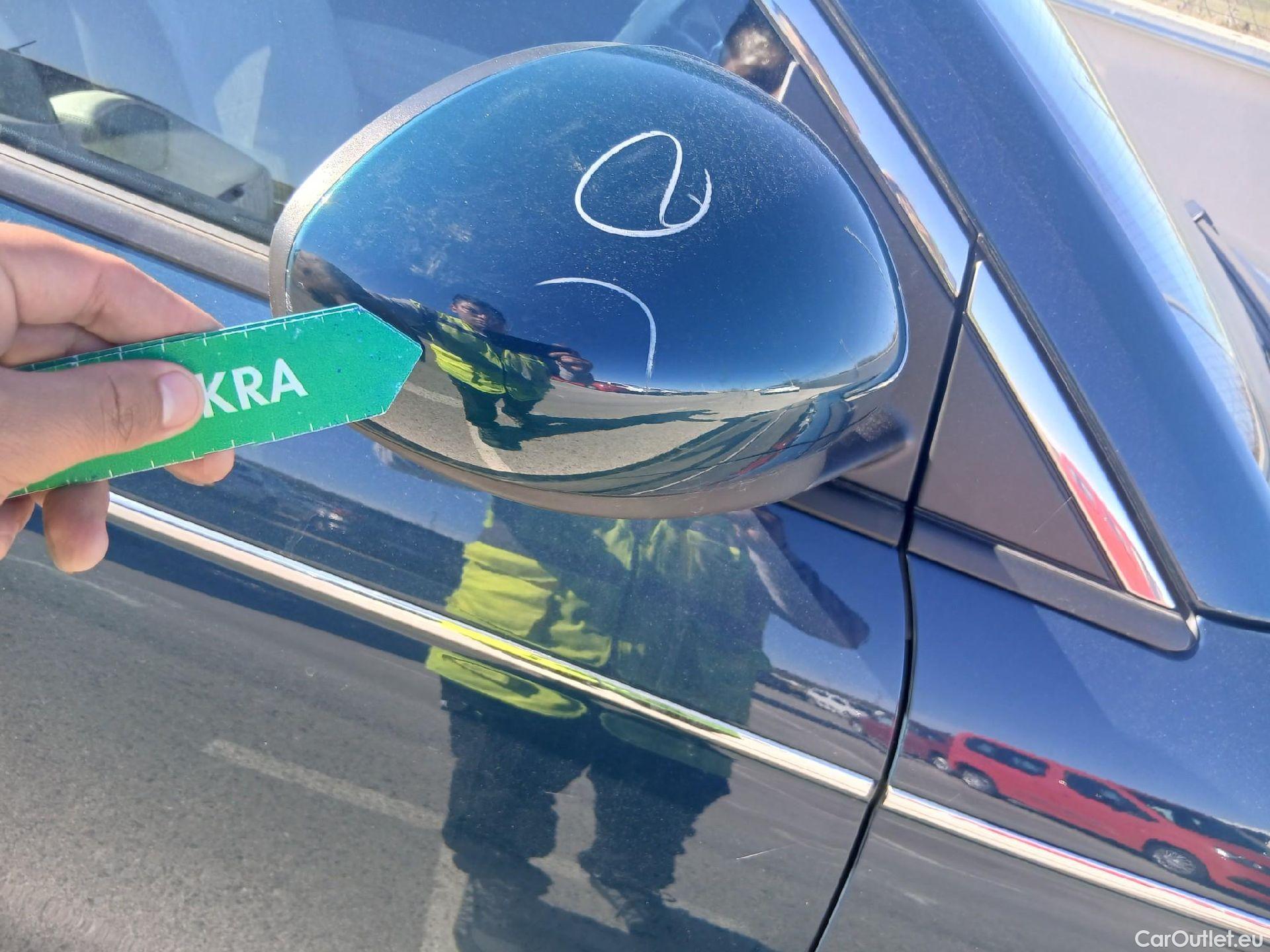  Fiat  500 FIAT  / 2020 / 3P / berlina con portón laPrima Hb 320km 85kW (118CV)(SL)(SP) #20