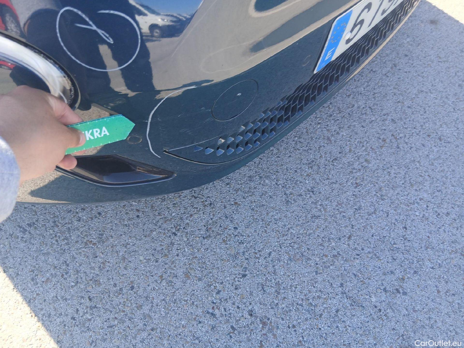  Fiat  500 FIAT  / 2020 / 3P / berlina con portón laPrima Hb 320km 85kW (118CV)(SL)(SP) #3