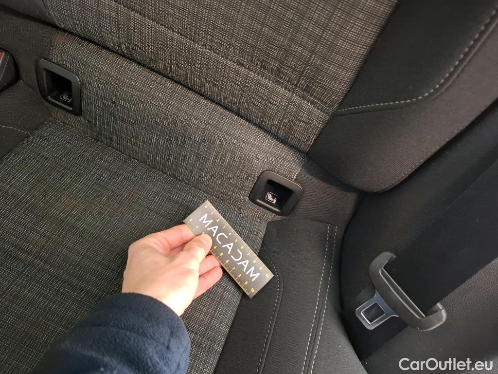  Volkswagen  Passat  Berline Business 2.0 TDI 120CV BVA7 E6d #13