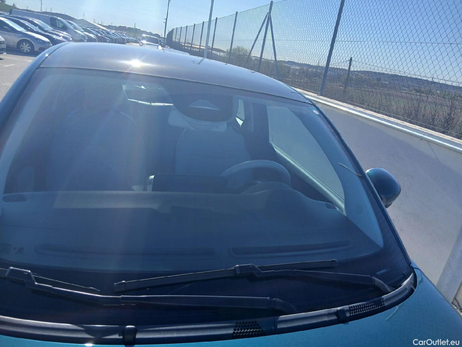  Fiat  500 FIAT  / 2020 / 3P / berlina con portón laPrima Hb 320km 85kW (118CV)(SL)(SP) #8