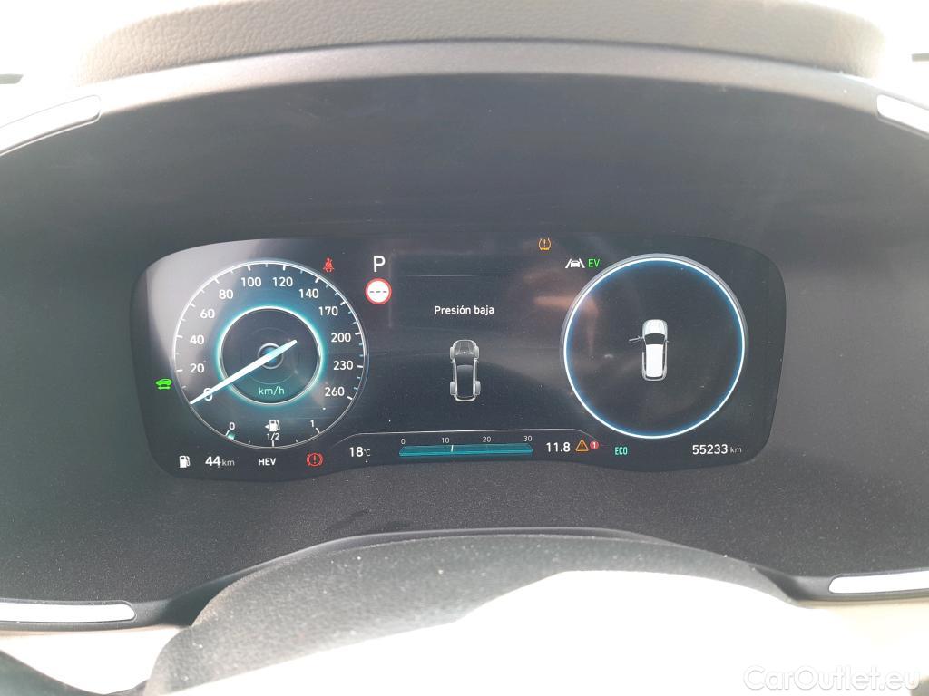  Hyundai  Santa Fe HYUNDAI  / 2021 / 5P / todoterreno 1.6 TGDi PHEV Style Auto 4x4 #35