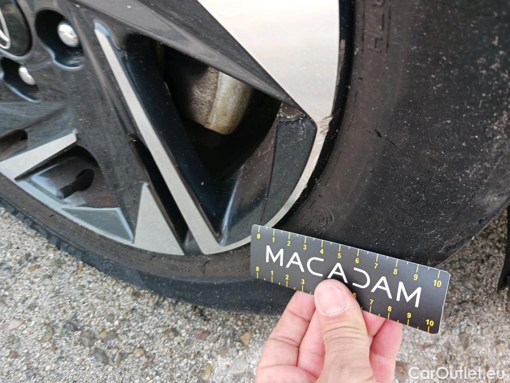  Hyundai  i20 HYUNDAI  / 2020 / 5P / berlina con portón 1.0 TGDI 74kW (100CV) 48V Klass DCT #6