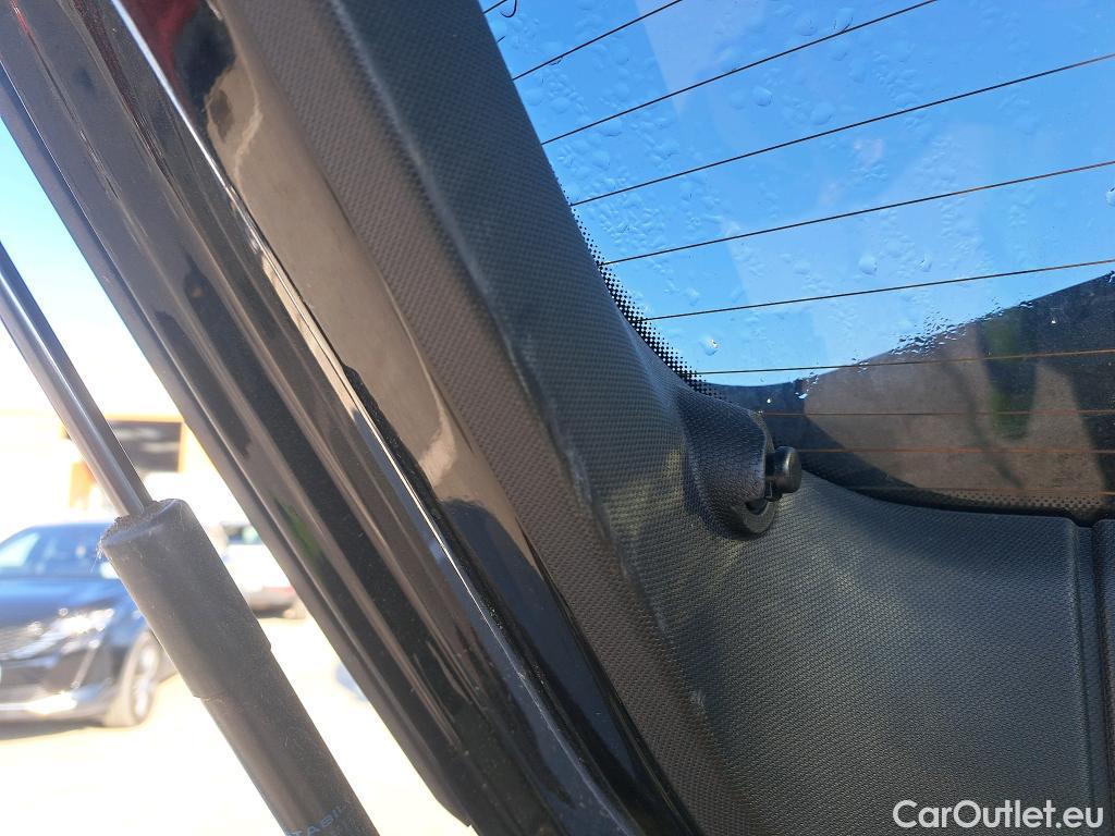  Bmw  Serie 1 BMW  / 2019 / 5P / berlina con portón 116d #28