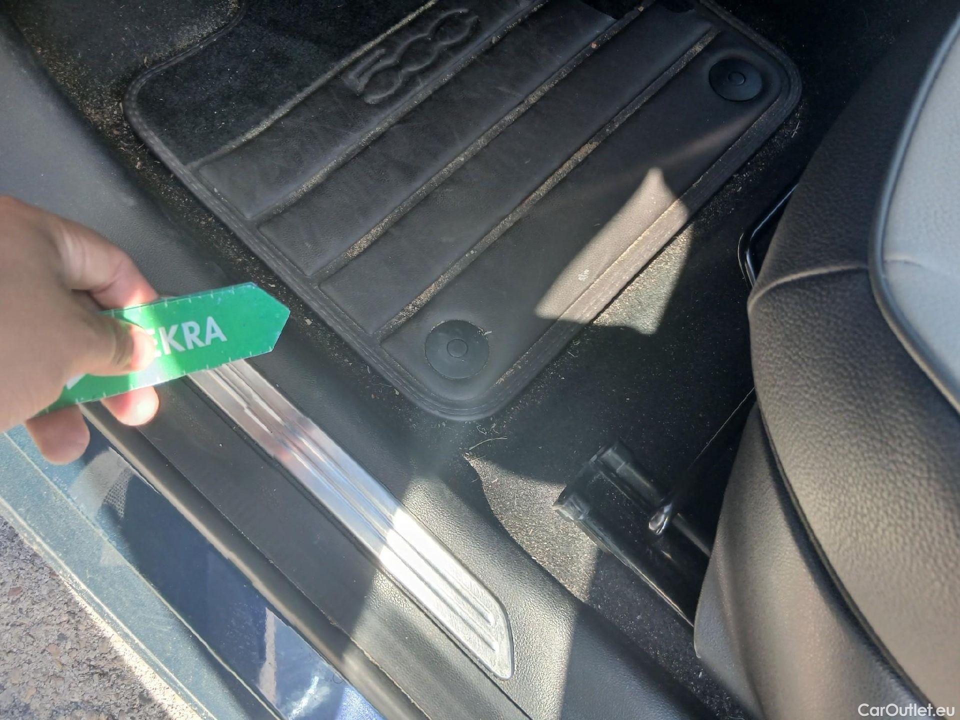  Fiat  500 FIAT  / 2020 / 3P / berlina con portón laPrima Hb 320km 85kW (118CV)(SL)(SP) #1