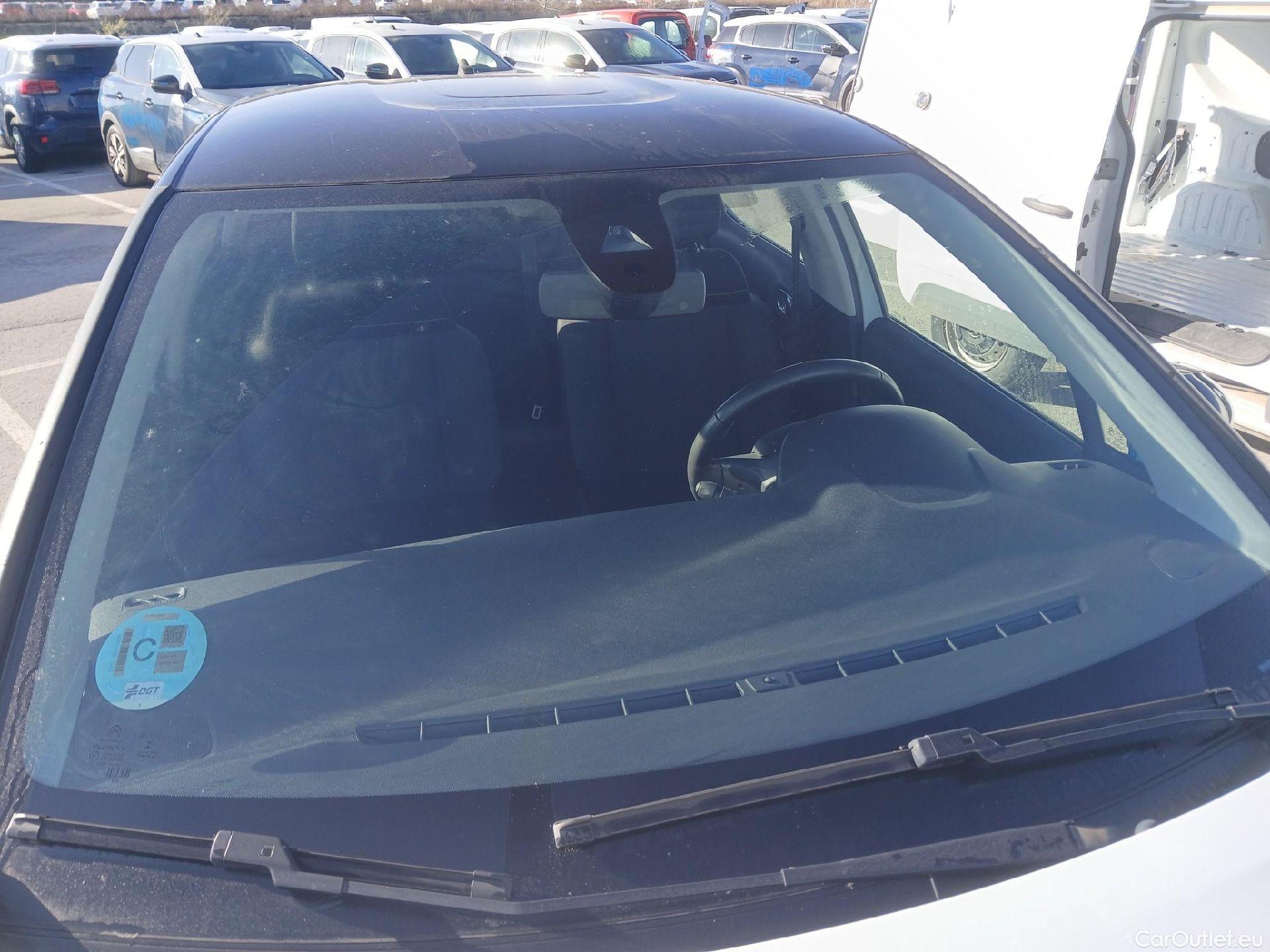  Citroen  C3 CITROEN  / 2020 / 5P / berlina con portón PureTech 81KW (110CV) S&S Feel Pack (AC2) #5