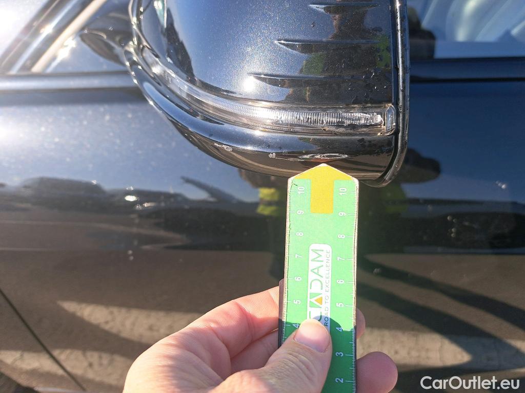  Bmw  Serie 1 BMW  / 2019 / 5P / berlina con portón 116d #41