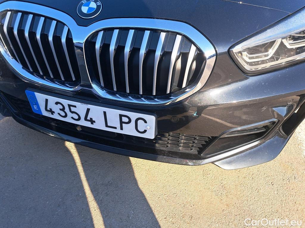  Bmw  Serie 1 BMW  / 2019 / 5P / berlina con portón 116d #33