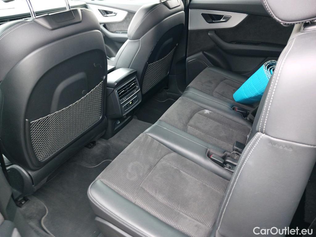  Audi  Q7 AUDI  / 2019 / 5P / todoterreno S line 55 TFSIe 280kW(381CV) quattro tip #3