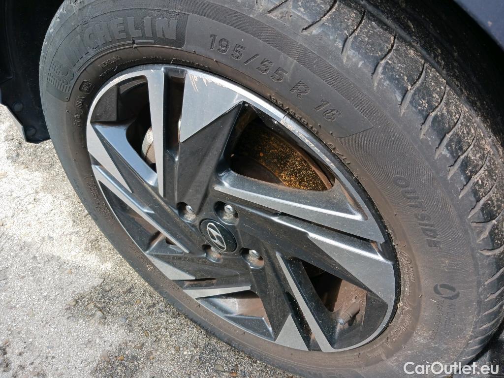  Hyundai  i20 HYUNDAI  / 2020 / 5P / berlina con portón 1.0 TGDI 74kW (100CV) 48V Klass DCT #3