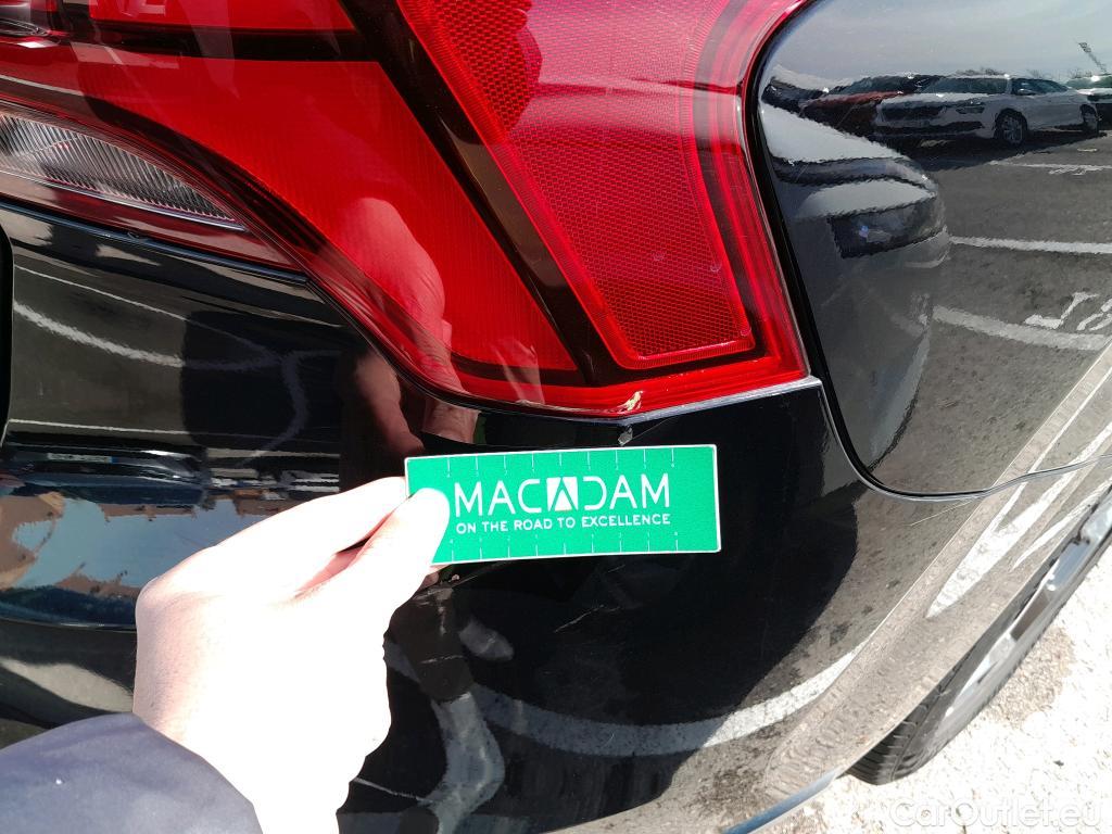  Hyundai  Santa Fe HYUNDAI  / 2021 / 5P / todoterreno 1.6 TGDi PHEV Style Auto 4x4 #38