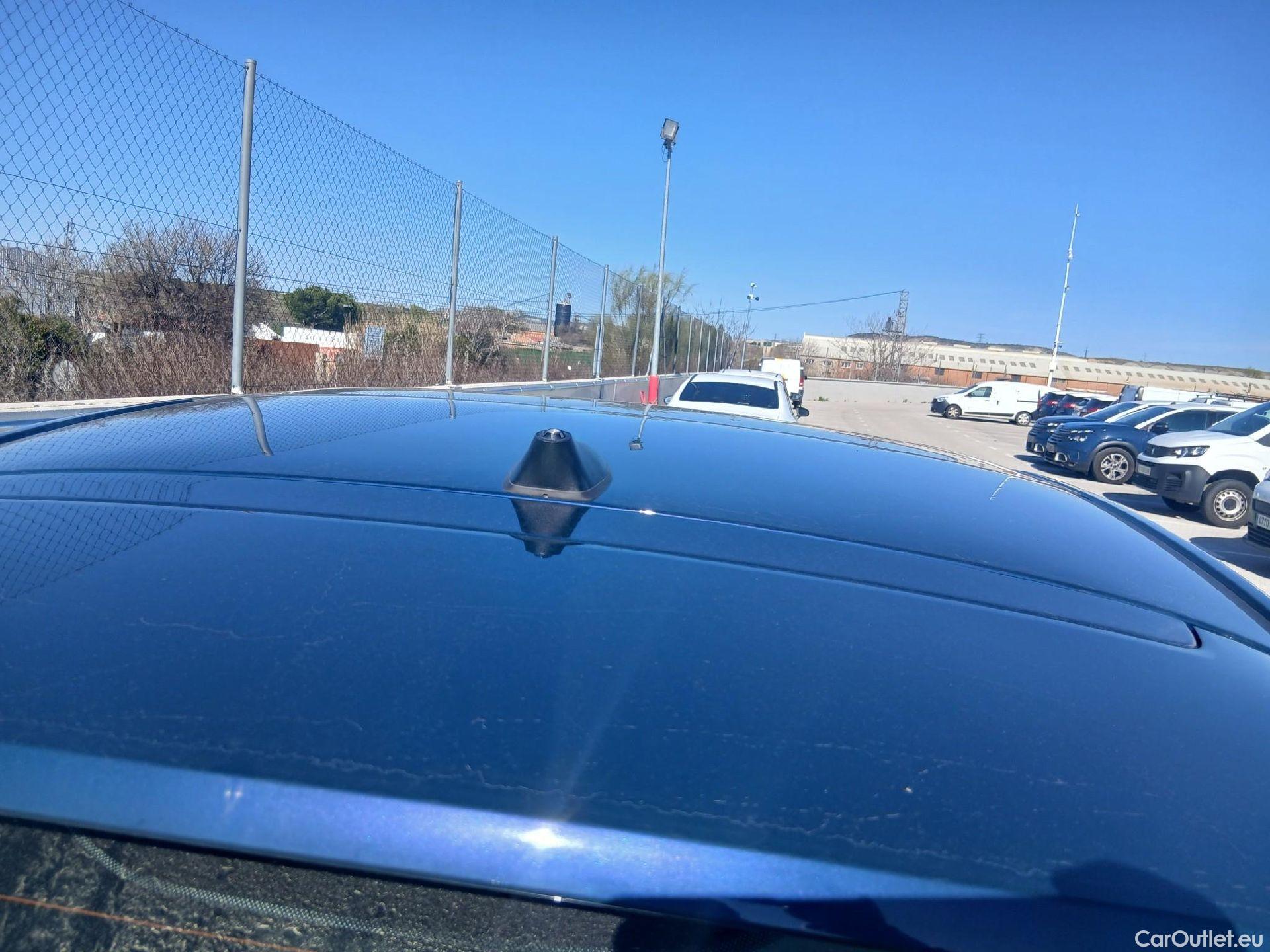  Fiat  500 FIAT  / 2020 / 3P / berlina con portón laPrima Hb 320km 85kW (118CV)(SL)(SP) #16