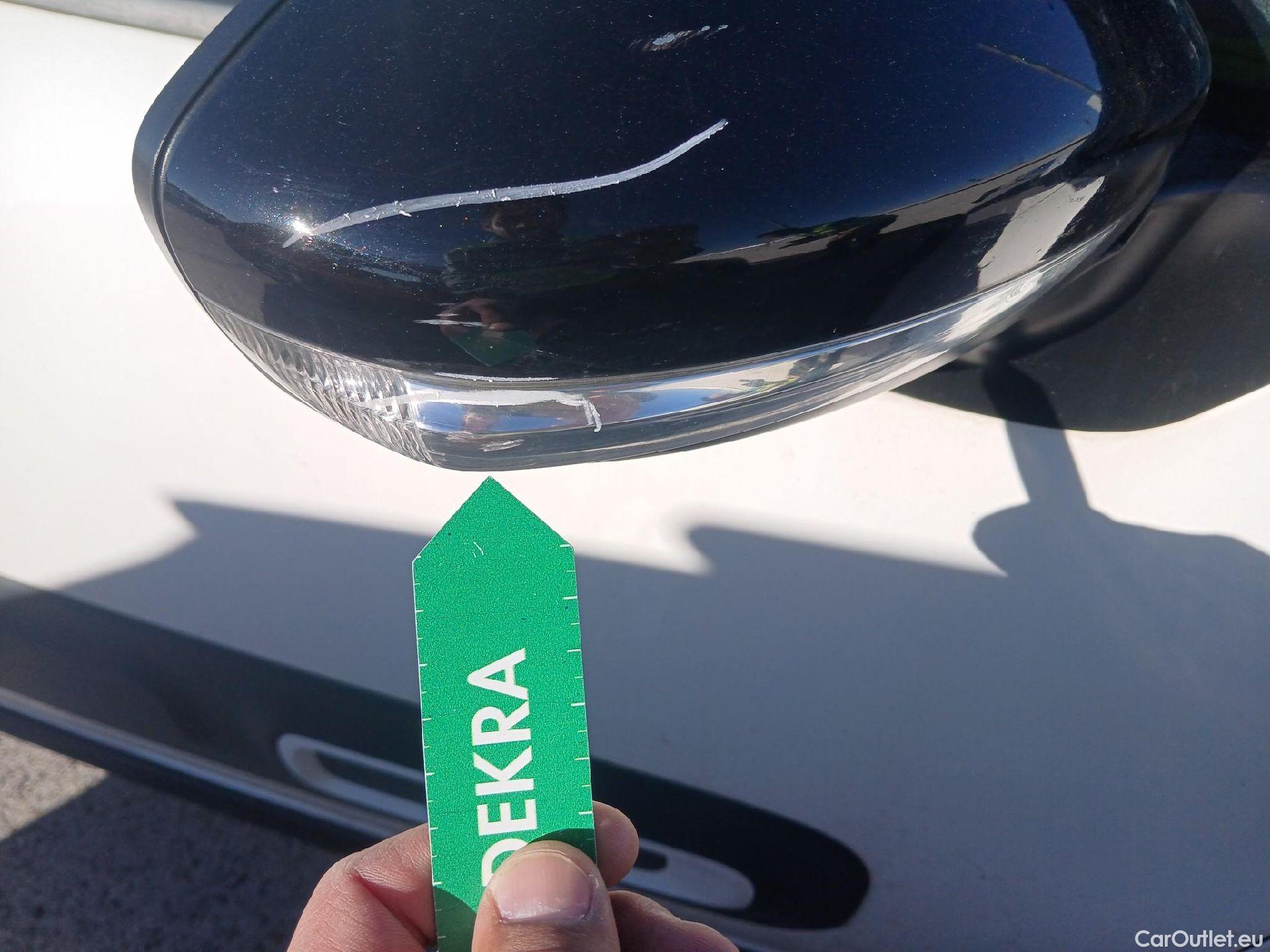  Citroen  C3 CITROEN  / 2020 / 5P / berlina con portón PureTech 81KW (110CV) S&S Feel Pack (AC2) #38