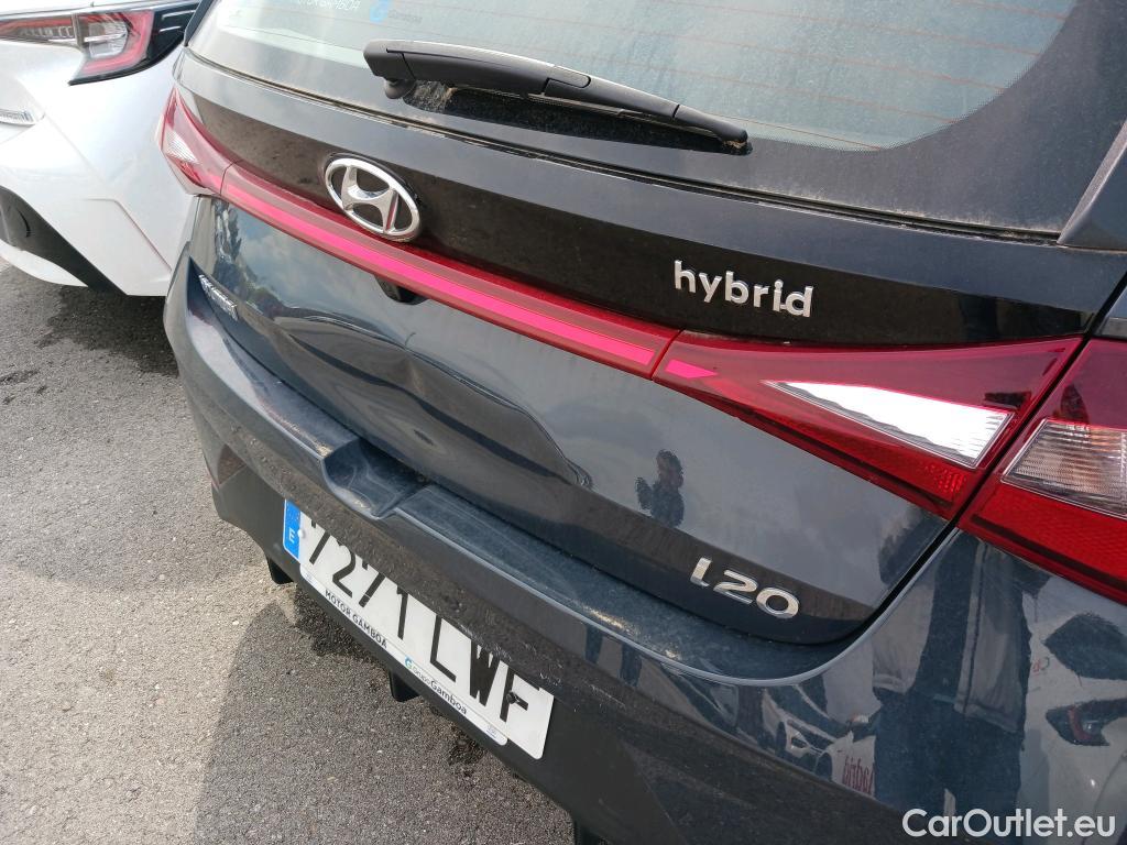  Hyundai  i20 HYUNDAI  / 2020 / 5P / berlina con portón 1.0 TGDI 74kW (100CV) 48V Klass DCT #1