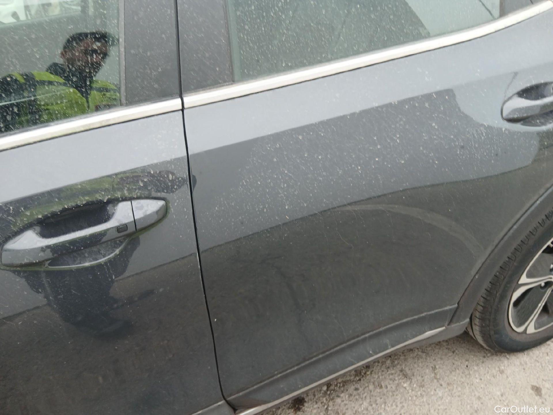  KIA  XCeed KIA  1.6 GDi PHEV 104kW (141CV) eDrive (AC) #11