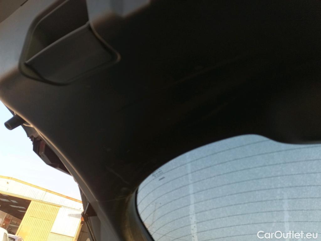  Nissan  Juke NISSAN  / 2019 / 5P / crossover DIG-T 84 kW (114 CV) DCT 7 Vel. Kiiro(SP) #11