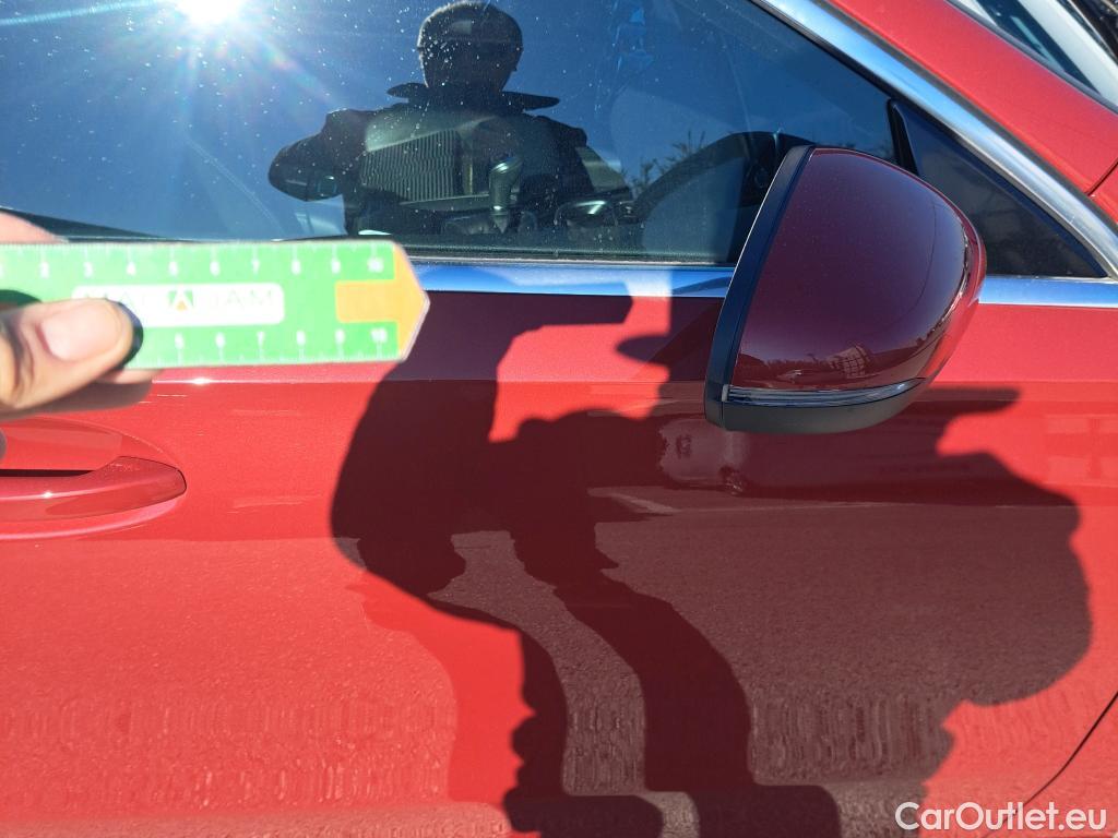  Mercedes  A-Klasse MERCEDES-BENZ Clase A / 2018 / 5P / berlina con portón A 180 #21