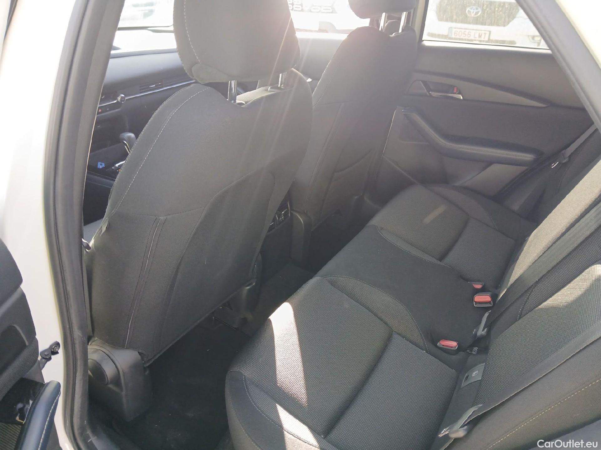  Mazda  CX-30 MAZDA  / 2019 / 5P / todoterreno SKYACTIV-G 2.0 90 kW 2WD AT Evolution #33