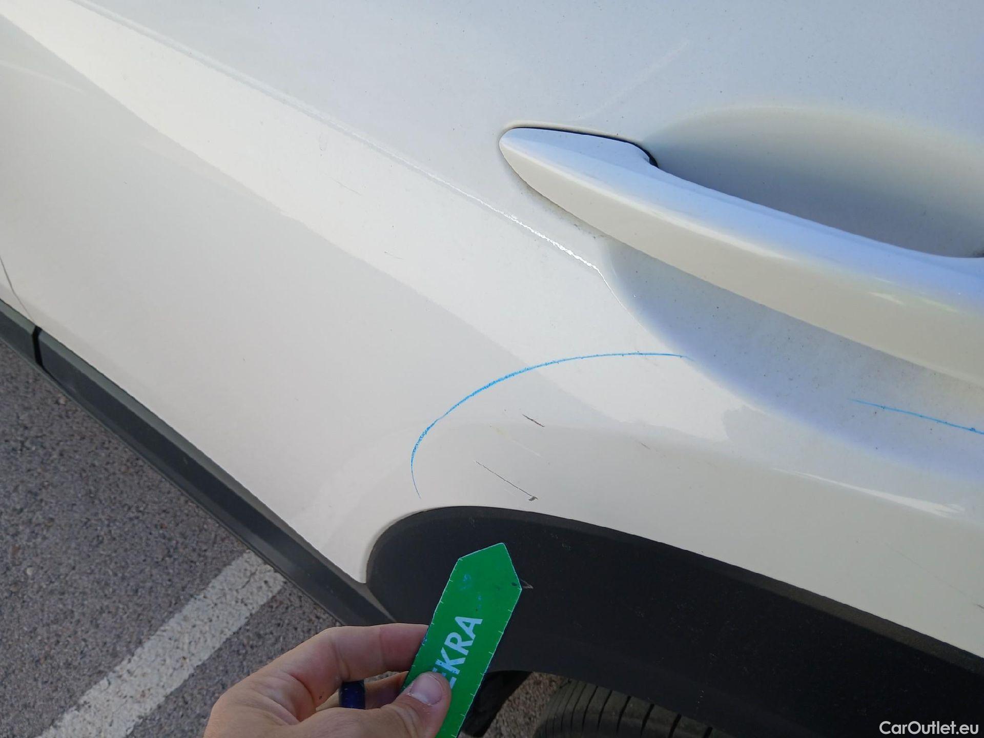  Mazda  CX-30 MAZDA  / 2019 / 5P / todoterreno SKYACTIV-G 2.0 90 kW 2WD AT Evolution #17