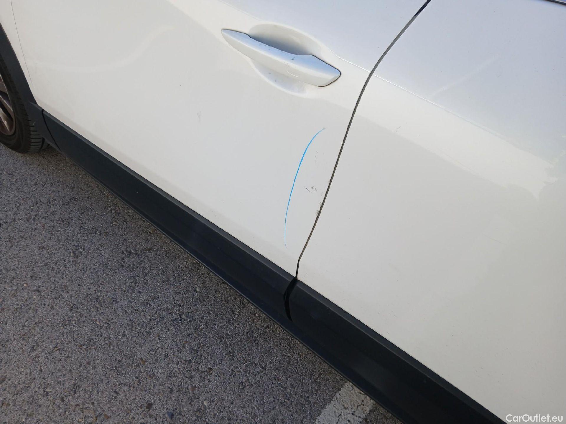  Mazda  CX-30 MAZDA  / 2019 / 5P / todoterreno SKYACTIV-G 2.0 90 kW 2WD AT Evolution #16