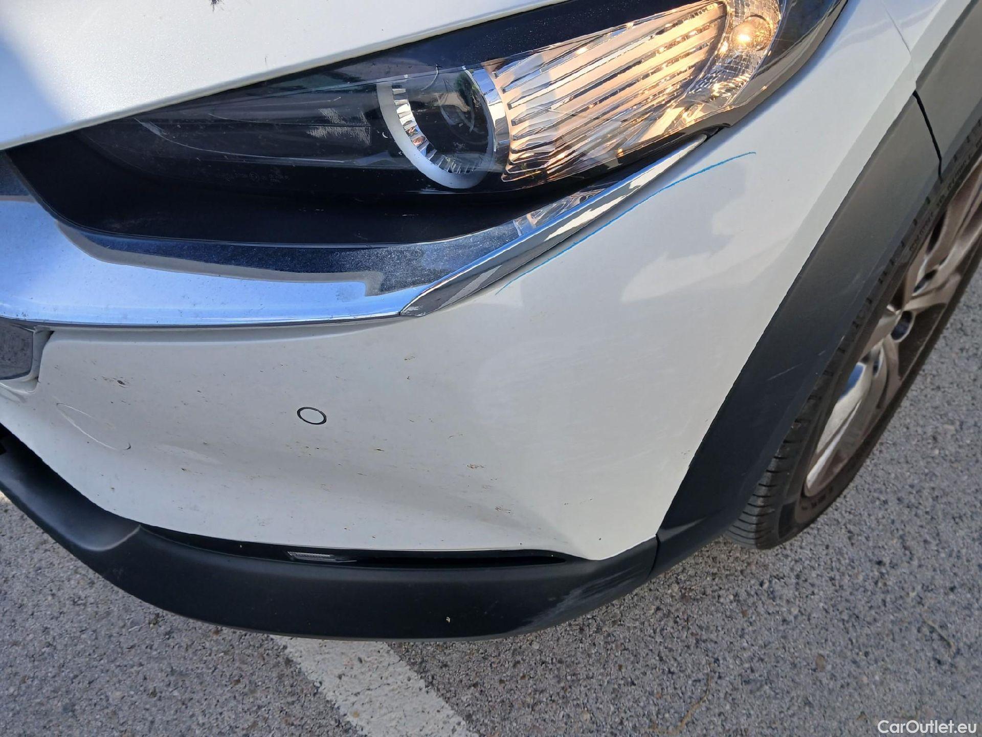  Mazda  CX-30 MAZDA  / 2019 / 5P / todoterreno SKYACTIV-G 2.0 90 kW 2WD AT Evolution #6