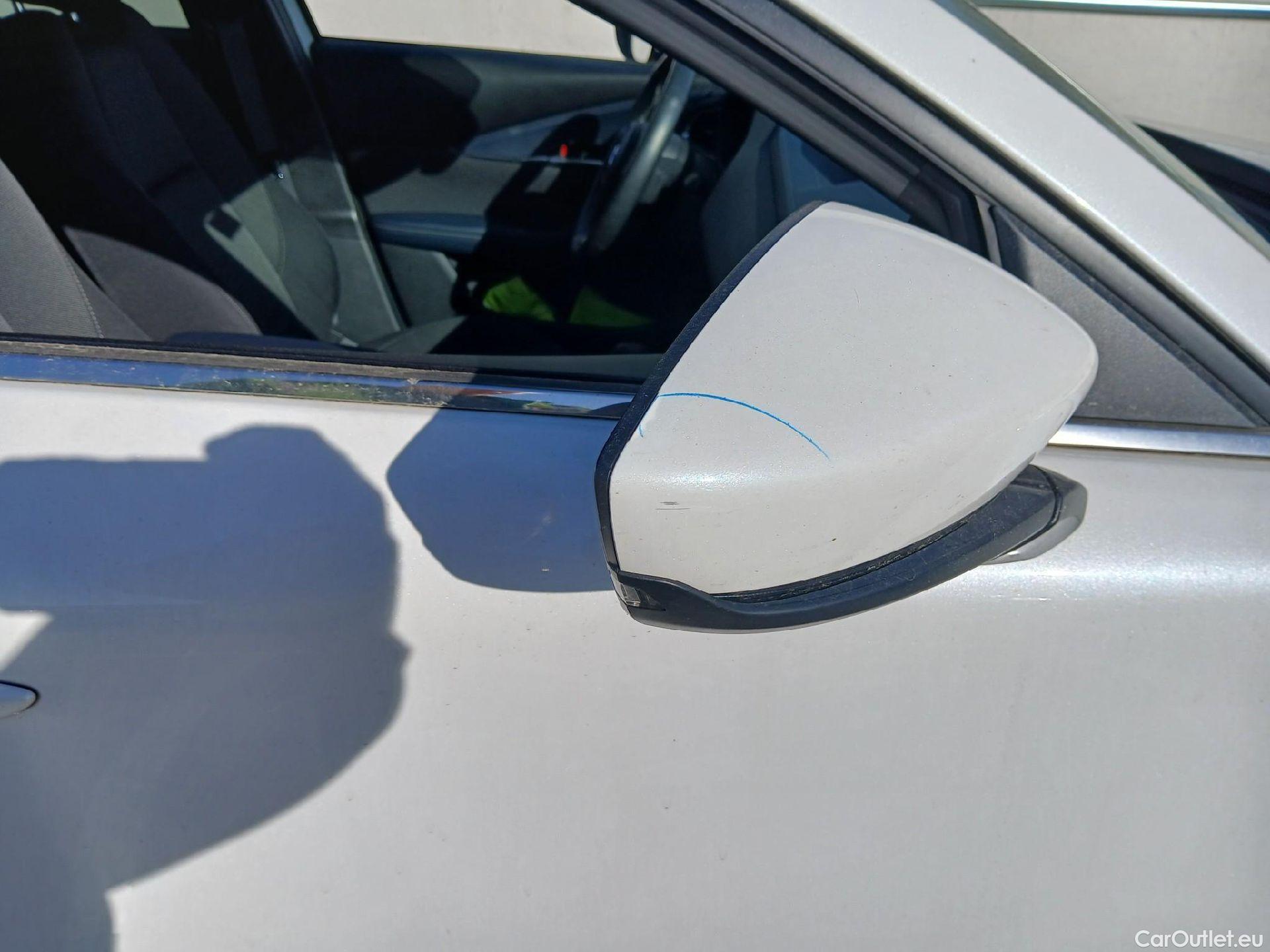  Mazda  CX-30 MAZDA  / 2019 / 5P / todoterreno SKYACTIV-G 2.0 90 kW 2WD AT Evolution #29