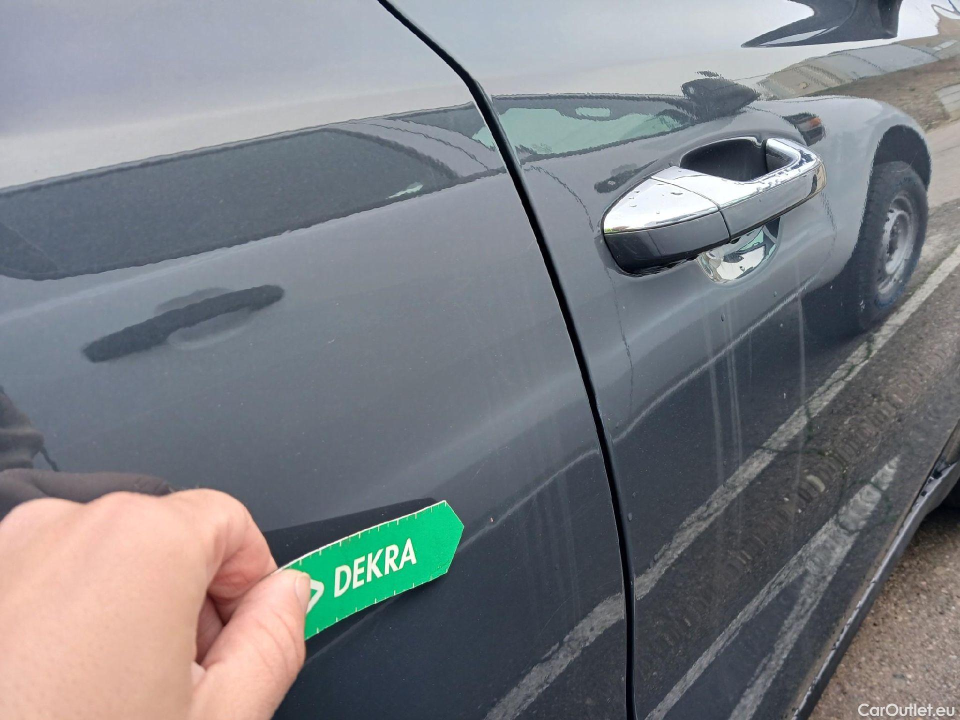  KIA  Sportage KIA  1.6MHEV Drive 100kW(136CV) 4x2(Crist Tintados)(CX) #20